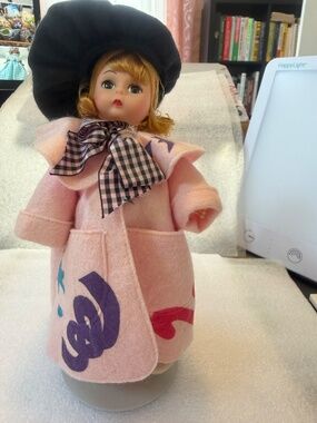 1997 Vintage Madame Alexander ARTISTE WENDY DOLL 31250